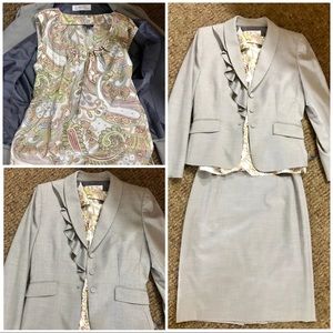 Woman’s skirt suit set